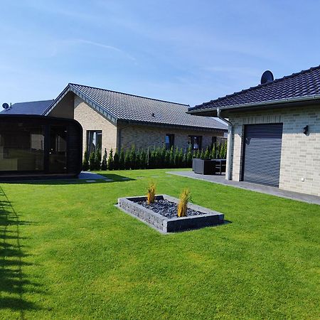 Ferienhaus Devilina Mit Sauna Am Harkebruegger See Barssel  Exteriör bild